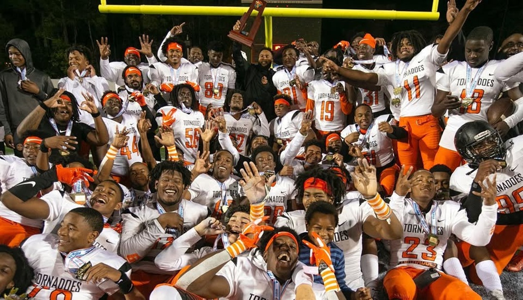 You Remember Miami Booker T. Washington’s Football Program! Can The Tornadoes Return?