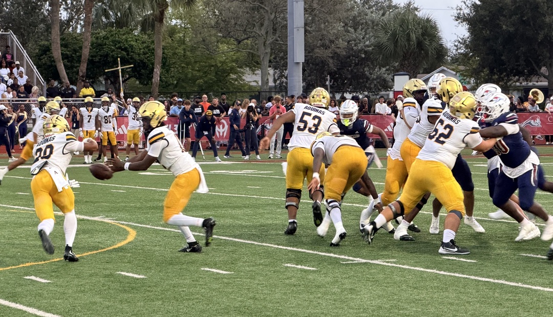 St. Thomas Aquinas Rallies To Win 20th Straight Game, Beats Chaminade, 21-20