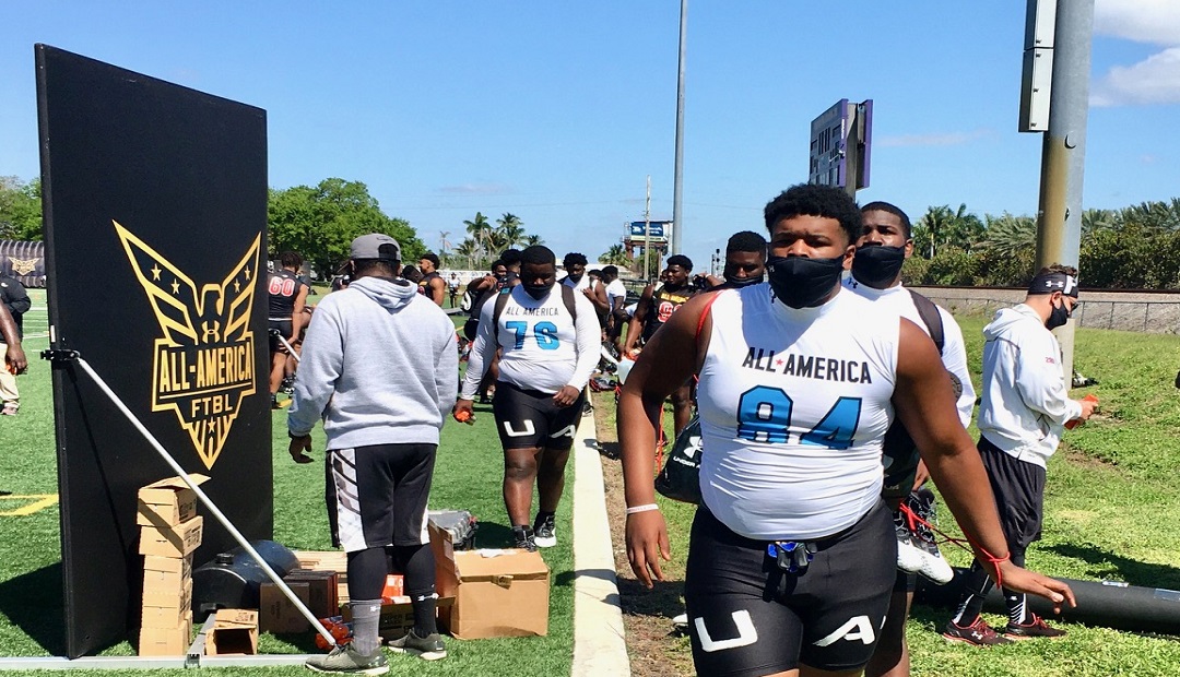 Offensive Linemen Shine At The Under Armour Combine 